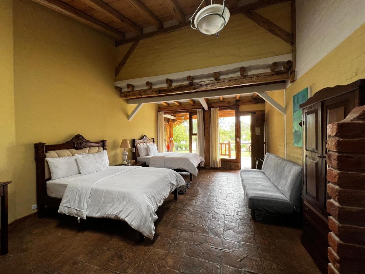 Hacienda Jimenita Wildlife Reserve Puembo Exterior foto
